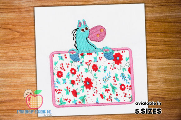 A Head of the Horse Above Applique: A Designer's Review